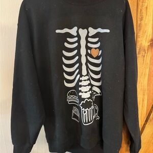 Gildan Black Skeleton Graphic Men's Crewneck Sweater